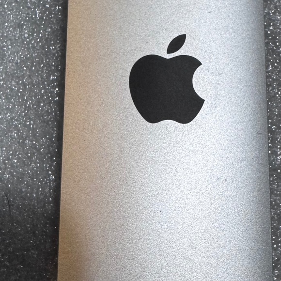 Apple TV - Picture 4 of 5